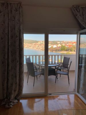 Villa Plaza Apartments Trogir