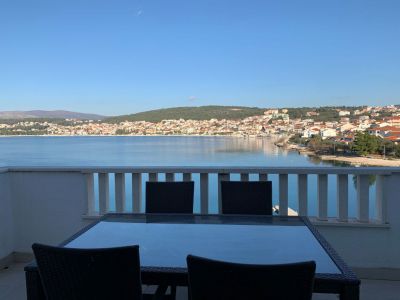 Villa Plaza Apartments Trogir