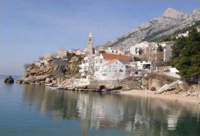 * * * ADRIATIC BAY * * *