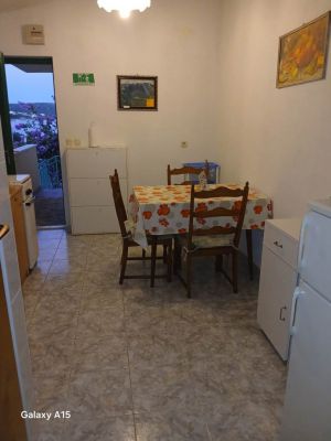 Apartmani Lucija