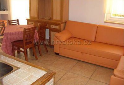 Apartmani Nerezine