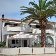 Apartmani Zdenko