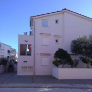 Apartmani Cvetnić