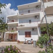 Apartmani Marta