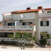 Apartmani Mira Pag