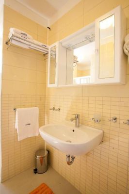 Apartmani - Vila Novak Novalja