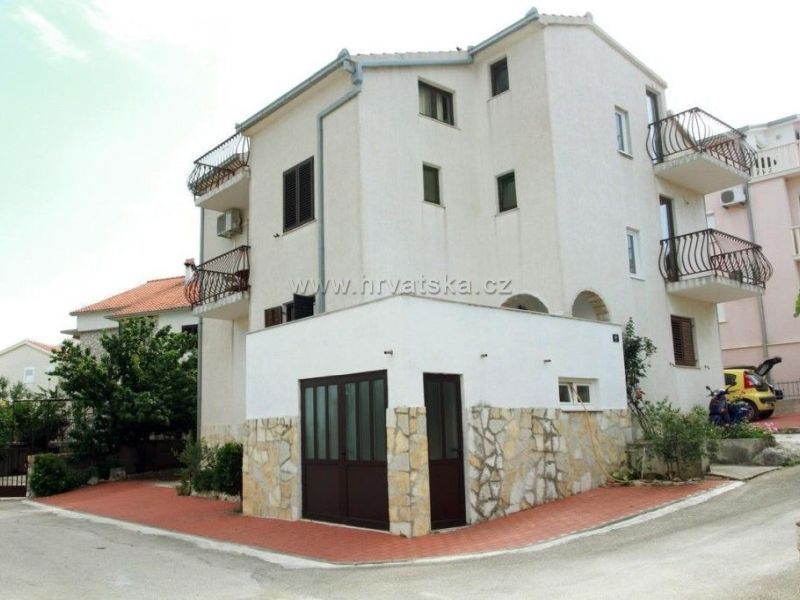 Apartmani SANADER