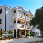 Apartments ADRIA II