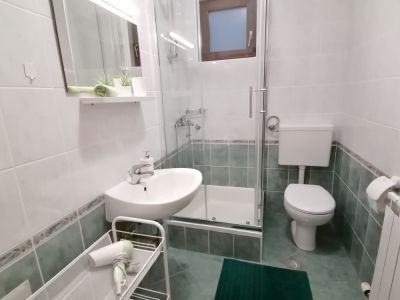 Apartmani ADRIA