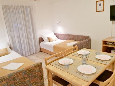 Apartmani ADRIA