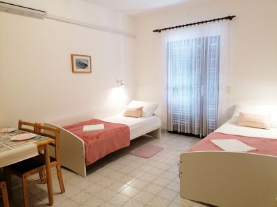 Apartmani ADRIA