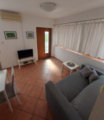 Apartmani Lola