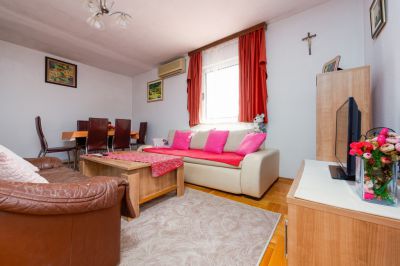 Apartmani Lucija