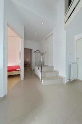 Daisy apartmani