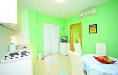 Apartments Makarska