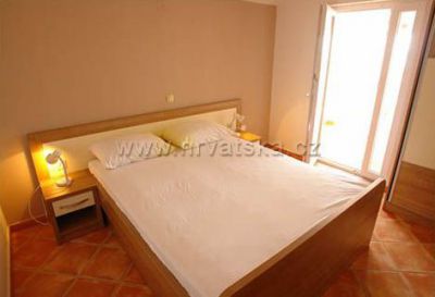 Apartments Mandre Damir