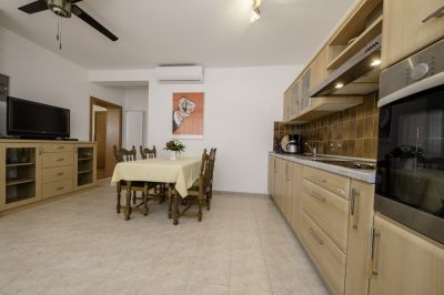 Apartmani Dedic, Rab