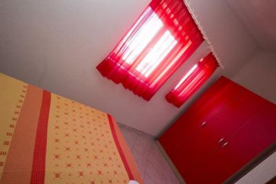 Apartmani DINKO s grijanim bazenom
