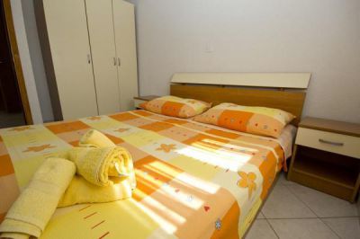 Apartmani Dinko
