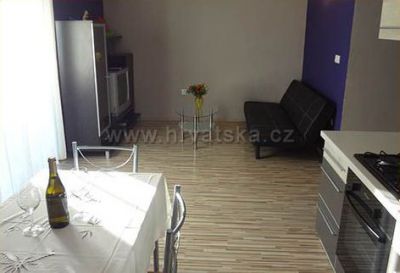 Apartmani Laura i Anđelina