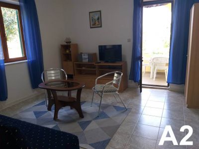 Haus Dany, Ždrelac, uz samo more s 3 apartmana