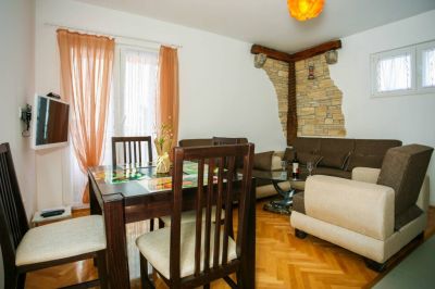 Apartmani Intrada