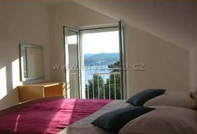 Apartments and rooms Orebic