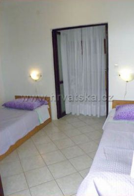 Apartments Jakelić