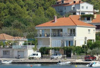 Vila JULIJA