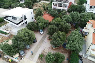 Apartmani Mandre Karas