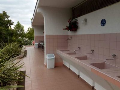 Vybavený rodinný karavan - Kemp Orsera Vrsar