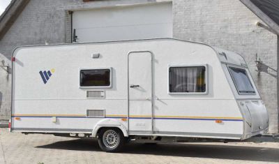 Vybavený rodinný karavan - Kemp Orsera Vrsar