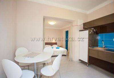 Apartmani Lara