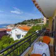 Apartmani Lara