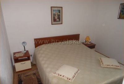 Apartmani Mladenka