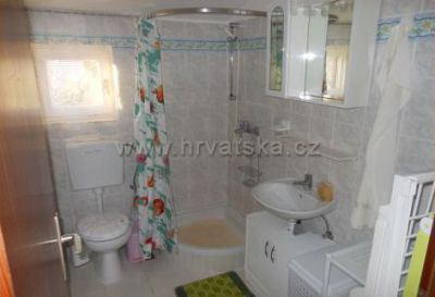 Apartmani Mladenka