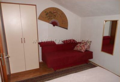 Apartmani Mladenka