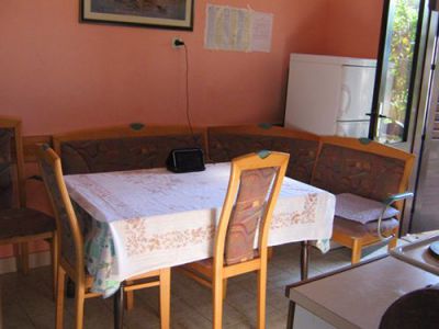 Apartmani MARINOVI DVORI