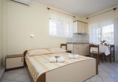 Apartmani i sobe Mikelin