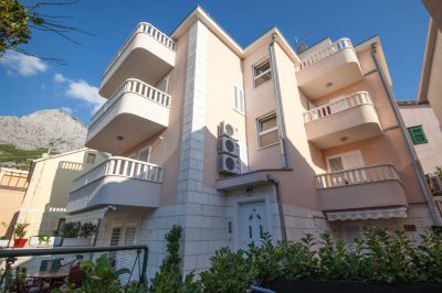 VILLA PROMAJNA - Apartmani Miličević