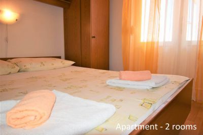 Apartmani Mira Lopar