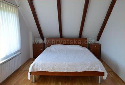 Holiday House NOVOSEL