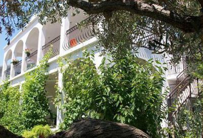 OLIVE GARDEN Apartments