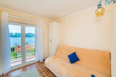 Apartmani Pelješac Orsula, Kučište