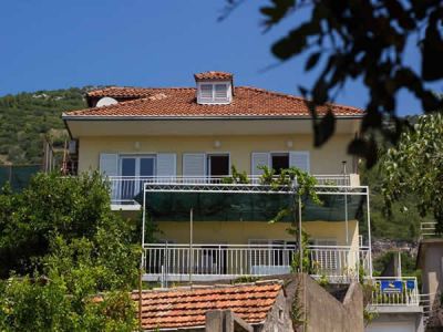 Apartmani Pelješac Orsula, Kučište