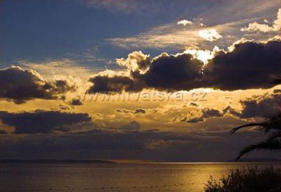 Pansion Perisic Podstrana