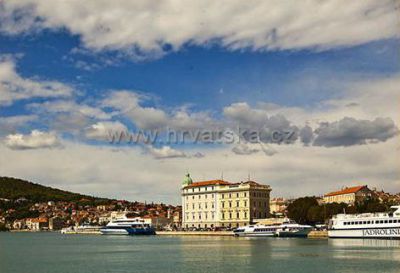 Pansion Perisic Podstrana