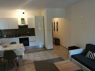 Apartmani Punta Pakoštane