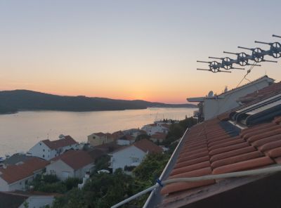 Apartman Radonic Tisno-Murter