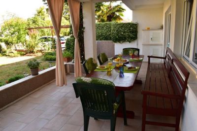 Apartmani TAMARIS & JASMIN